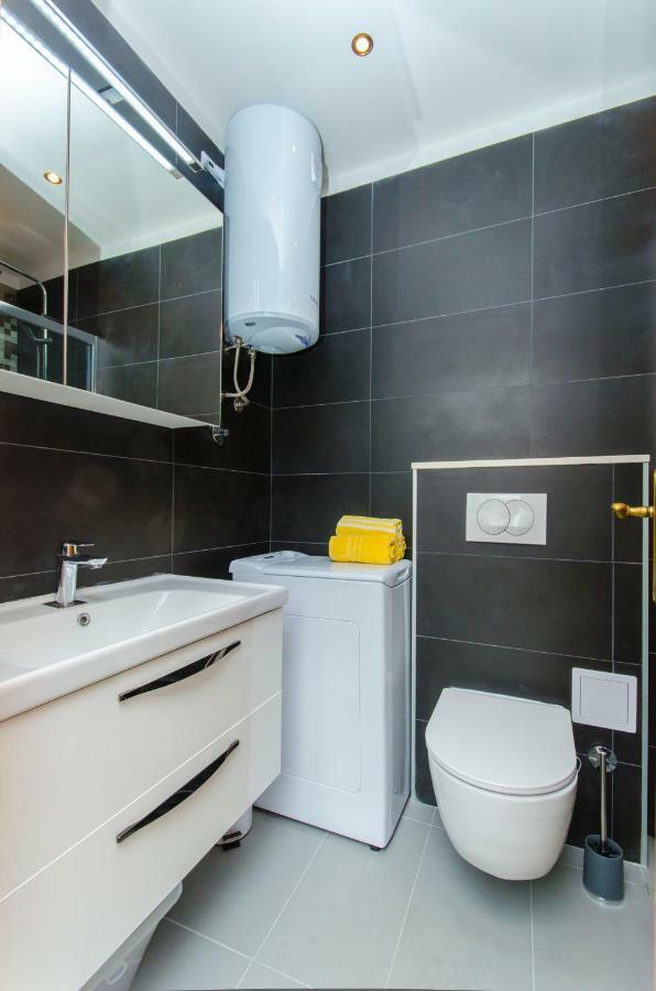 Side By Side Apartments Split Ngoại thất bức ảnh